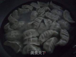 豆角肉馅饺子的做法步骤:9