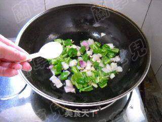 青椒回锅牛肉的做法步骤:5