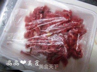 益气补虚的快手菜——酸菜炒牛肉的做法步骤:3