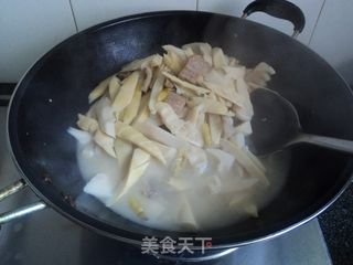 【泡椒咸菜笋】的做法步骤:11