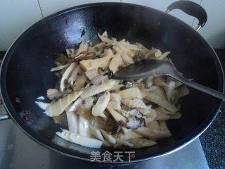 【泡椒咸菜笋】的做法步骤:13