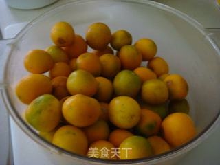 自制冰糖葫芦的做法步骤：1
