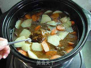 补中益气、强健筋骨—咖喱牛肉煲的做法步骤:11