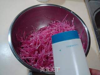 京味儿小菜“糖醋萝卜丝”的做法步骤：2