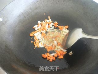 泰式黄梨炒饭的做法步骤：1