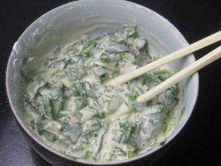 菠菜蛋饼的做法步骤:4