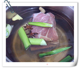 面筋扣肉的做法步骤:2