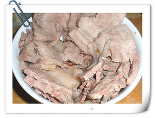 面筋扣肉的做法步骤:7
