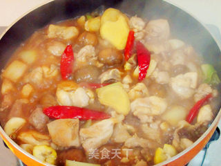 超美味板栗烧鸡块的做法步骤:7