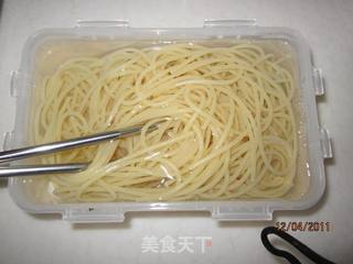 中式炒意面的做法步骤：5