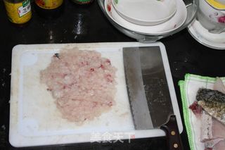 鱼丸的做法步骤：2