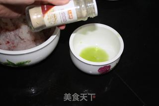 鱼丸的做法步骤：4