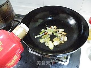 红烧鲤鱼的做法步骤:5