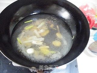 红烧鲤鱼的做法步骤:6
