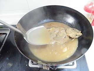 红烧鲤鱼的做法步骤:13