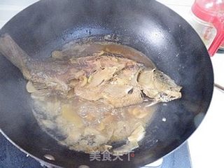 红烧鲤鱼的做法步骤:14