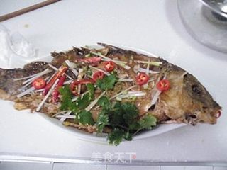 红烧鲤鱼的做法步骤:16