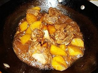 猪骨土豆的做法步骤：7