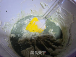 抹茶蜜豆慕斯~的做法步骤:11