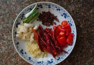 又麻又辣又香的水煮鱼,手把手教你做的做法步骤:2