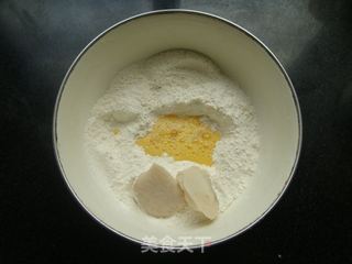 鸡蛋酥麻花的做法步骤:3