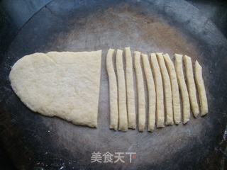 鸡蛋酥麻花的做法步骤:8