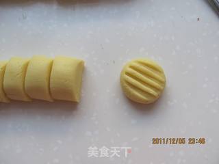 可爱的鸡蛋小酥饼的做法步骤:11
