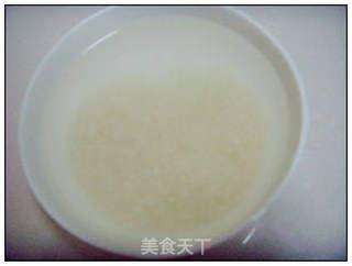 芹菜双米粥 。的做法步骤：2