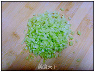 芹菜双米粥 。的做法步骤：4