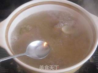 排骨核桃莲藕砂锅煲的做法步骤:4