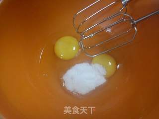 抹茶海绵蛋糕的做法步骤:2