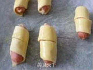 【下午茶轻松做】香酥小热狗的做法步骤:5