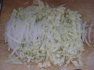蒜蓉虾球蒸白菜的做法步骤:2