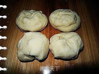 电饭锅胡萝卜辣椒馅饼的做法步骤:9