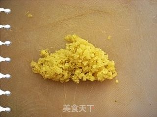 电饭锅胡萝卜辣椒馅饼的做法步骤：5