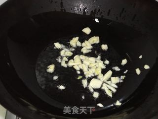 清炒茼蒿的做法步骤：3