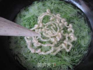 给寒冬添一抹温暖的绿色—翡翠鲜虾线的做法步骤:11