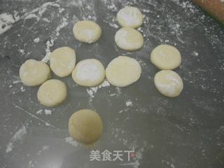 高丽菜猪肉水饺的做法步骤：2