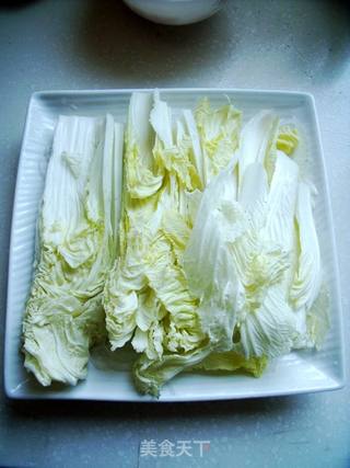 丝丝入味素菜也能很出彩----蒜香粉丝蒸白菜的做法步骤:8