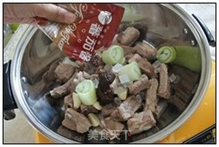 零起点的懒人下饭菜【番茄排骨】--(预备大婚)的做法步骤:10
