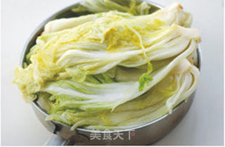 【韩式辣白菜】下饭绝佳 美味不分国界的做法步骤:2