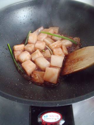 “鸿运当头”的吉祥菜—叉烧酱烧萝卜的做法步骤:6