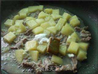 咖喱椰汁土豆的做法步骤:5