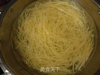 青椒土豆丝的做法步骤：3