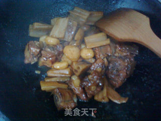 莲藕马蹄红烧排骨的做法步骤:12