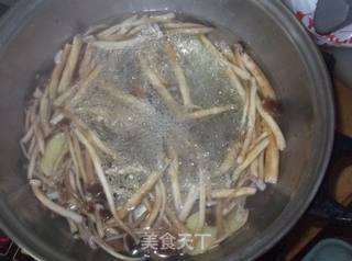 茶树菇肉片汤的做法步骤：5