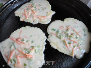 美味的胡萝卜蔬菜饼的做法步骤：6