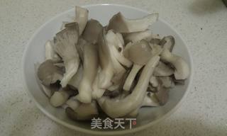 鲜菇蛤蜊汤的做法步骤:4