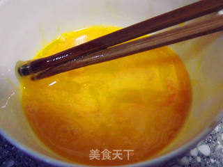 西芹炒蛋的做法步骤：3