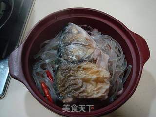 冬季泡菜吃法“酸汤鱼头”的做法步骤：11